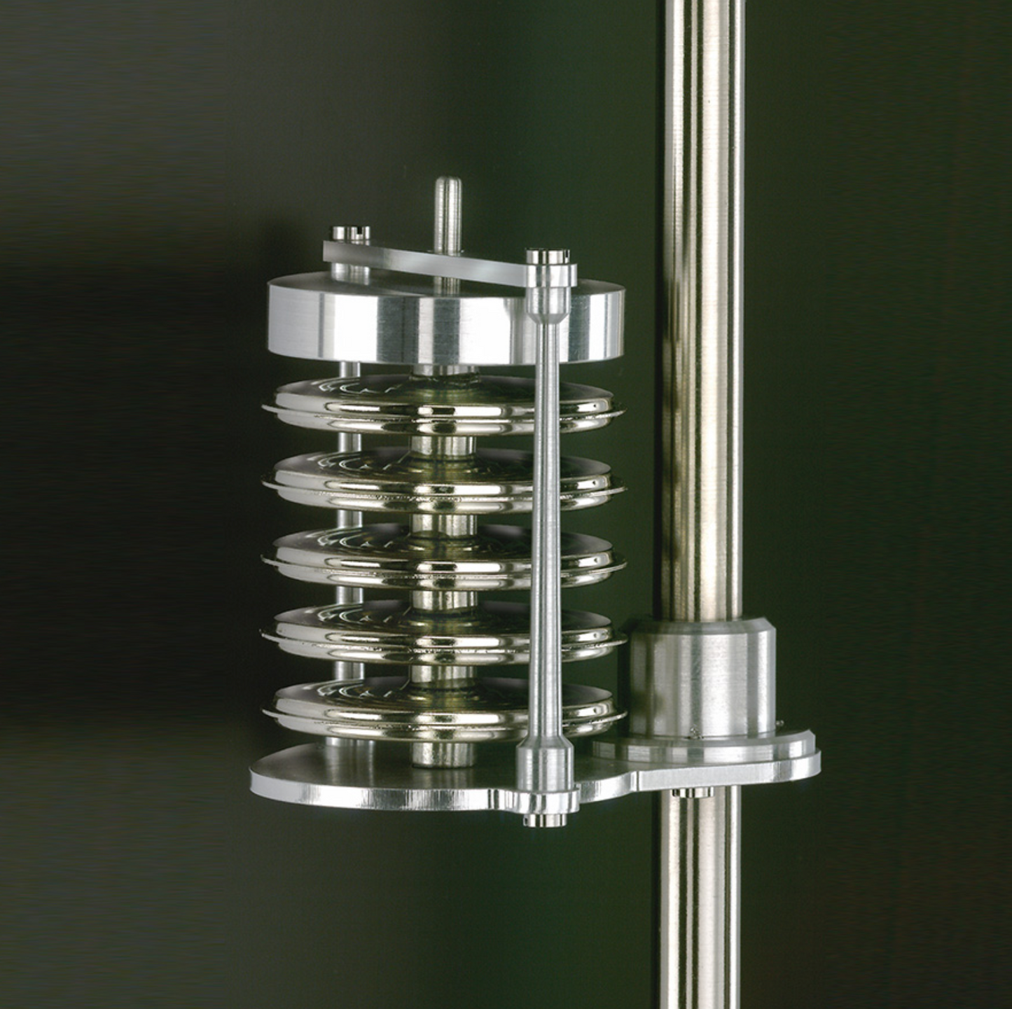 BAROMETRIC INSTRUMENT